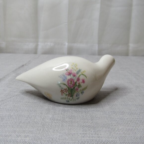 White Bird Irish Porcelain Figurine Vintage Signed CRE Flowers Blue Pink Yellow - Picture 3 of 10